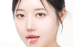 Увлажняющий бальзам для губ с экзосомами DR.REBORN Exosome Moisture Glowing Volume Lip Balm