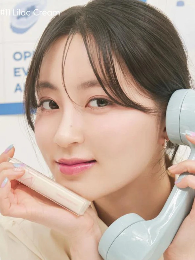 Лёгкий глянцевый тинт в сиреневом оттенке rom&nd DEWY·FUL Water Tint 11 Lilac Cream