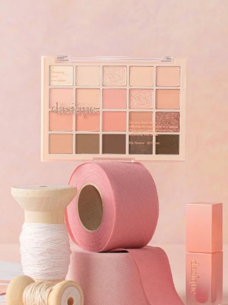 Большая палетка теней для век Dasique Mood Shadow Palette #03 Spring Coral