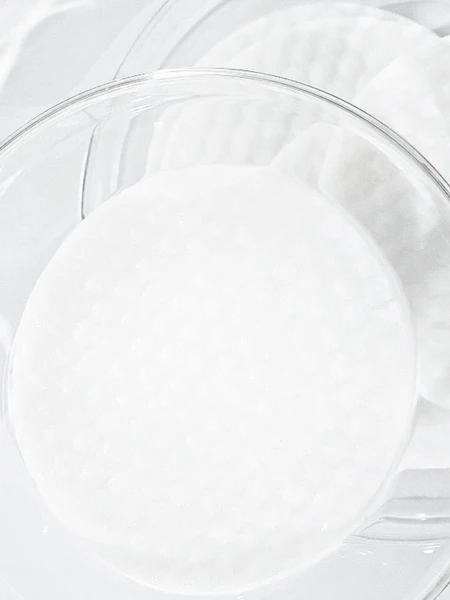 Осветляющие пэды для тела с PHA кислотами и ниацинамидом Celimax Ji Woo Gae One Step Body Brightening Pad Осветляющие пэды для тела с PHA кислотами и ниацинамидом Celimax Ji Woo Gae One Step Body Brightening Pad