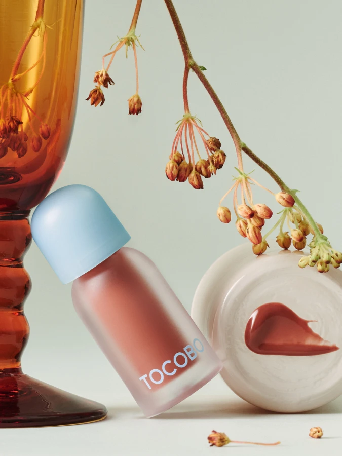 Разогревающее оттеночное масло для губ TOCOBO Juicy Berry Plumping Lip Oil 04 Bitter Brown