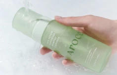 Двухфазная очищающая пенка-мусс с центеллой и пантенолом Arocell Cica Repair Panthenol Whipped Cleanser