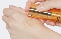 Осветляющая сыворотка-бустер со спикулами и витамином С VT Vita-Light Reedle Shot 100