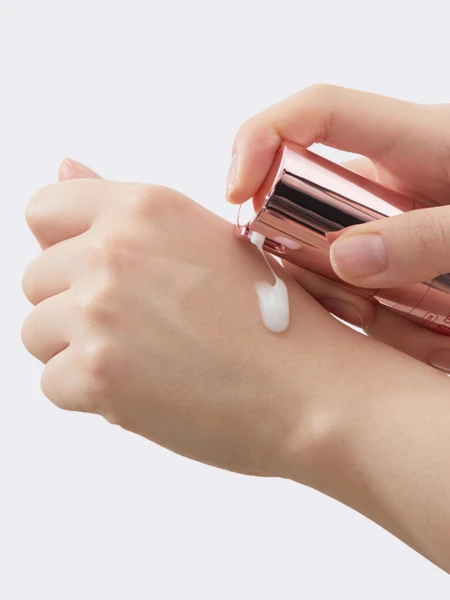 Усиленная укрепляющая сыворотка-бустер со спикулами и коллагеном VT Collagen Reedle Shot 300 Усиленная укрепляющая сыворотка-бустер со спикулами и коллагеном VT Collagen Reedle Shot 300