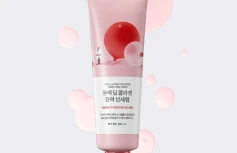 Солнцезащитный флюид с экстрактом камелии Round Lab Camellia Deep Collagen Firming Sun Serum SPF50+ PA++++