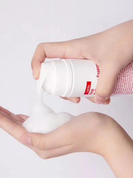 Увлажняющая кислородная эссенция с лактобактериями и коллагеном MEDI-PEEL Red Lacto First Collagen Essence Увлажняющая кислородная эссенция с лактобактериями и коллагеном MEDI-PEEL Red Lacto First Collagen Essence