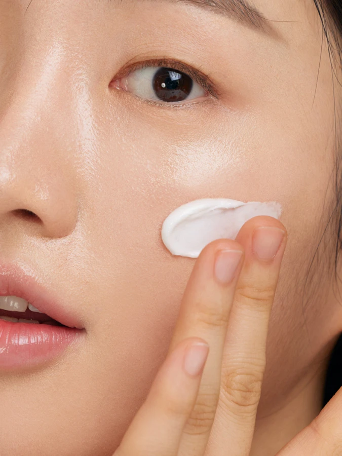 Нежный питательный крем для лица с экстрактом нутовых бобов Slosophy Nutri Dive Cream