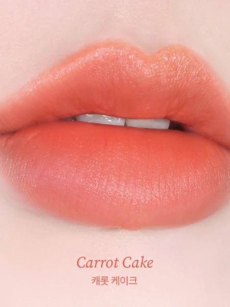 Кремовый оттеночный бальзам для губ в морковном оттенке TOCOBO Powder Cream Lip Balm 033 Carrot Cake