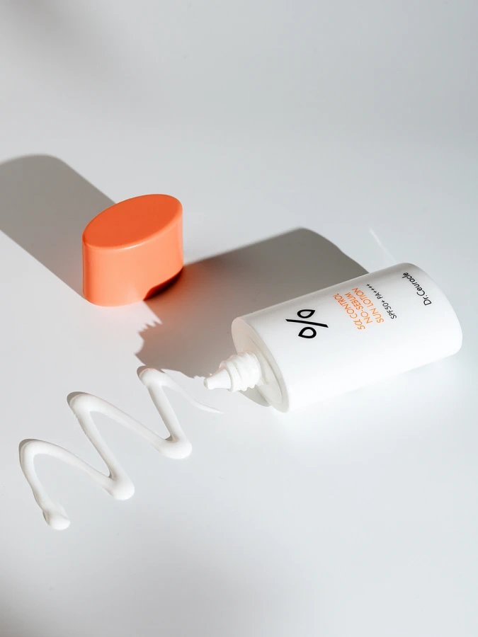 Солнцезащитный крем для проблемной кожи Dr.Ceuracle 5α Control No-Sebum Lotion SPF50+ PA++++