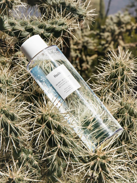 Очищающая вода для снятия макияжа Huxley Secret of Sahara Cleansing Water Be Clean Be Moist Очищающая вода для снятия макияжа Huxley Secret of Sahara Cleansing Water Be Clean Be Moist