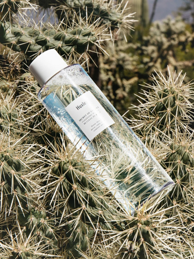 Очищающая вода для снятия макияжа Huxley Secret of Sahara Cleansing Water Be Clean Be Moist