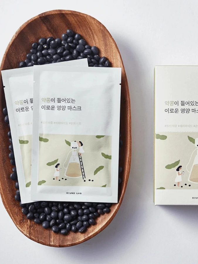 Питательная тканевая маска с экстрактом черной сои Round Lab Soybean Nourishing Sheet Mask