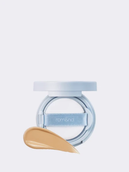 МИНИ Тональный кушон с влажным финишем в тёплом песочном оттенке rom&nd Bare Water Cushion 05 Sand 25 SPF38 PA++++