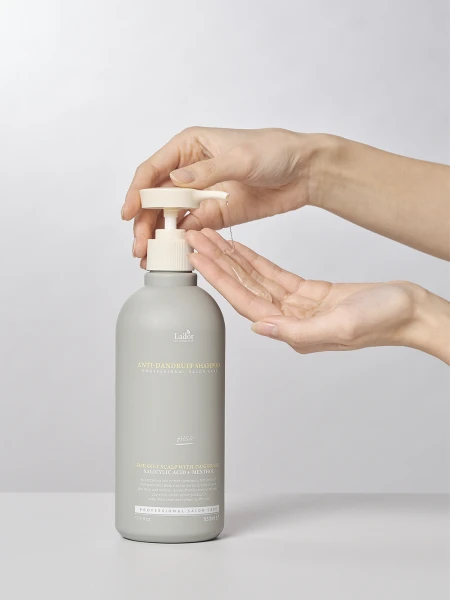 Слабокислотный шампунь против перхоти La’dor Anti Dandruff Shampoo