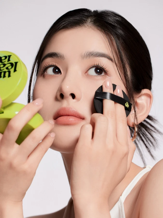 Тональный кушон с сатиновым финишем UNLEASHIA Healthy Green Cushion #27