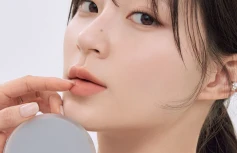 Тональный кушон с матовым финишем в светлом бежевом оттенке rom&nd Nu Zero Cushion 02 Pure 21 SPF24 PA++