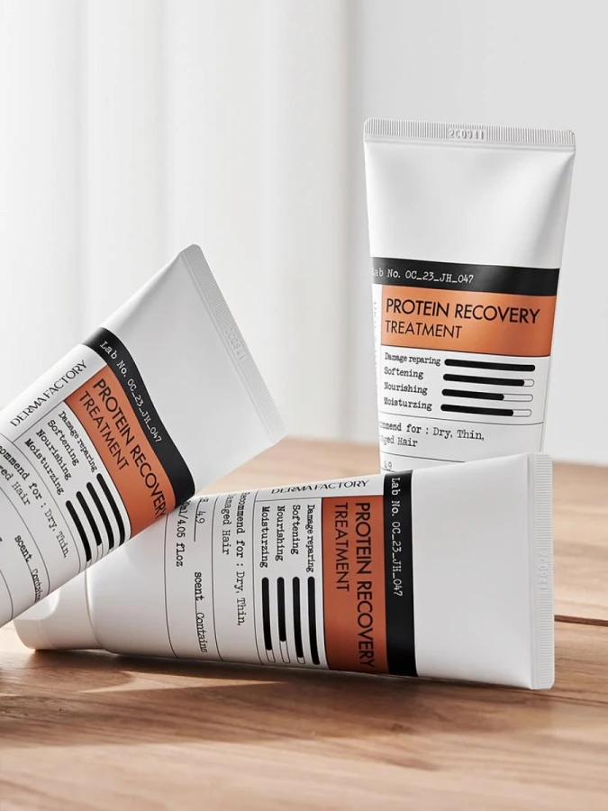 Восстанавливающий несмываемый протеиновый бальзам для волос Derma Factory Protein Recovery Treatment