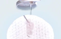 Очищающий тонер на основе гамамелиса и салициловой кислоты Ma:nyo Factory Blackhead & Pore Toner
