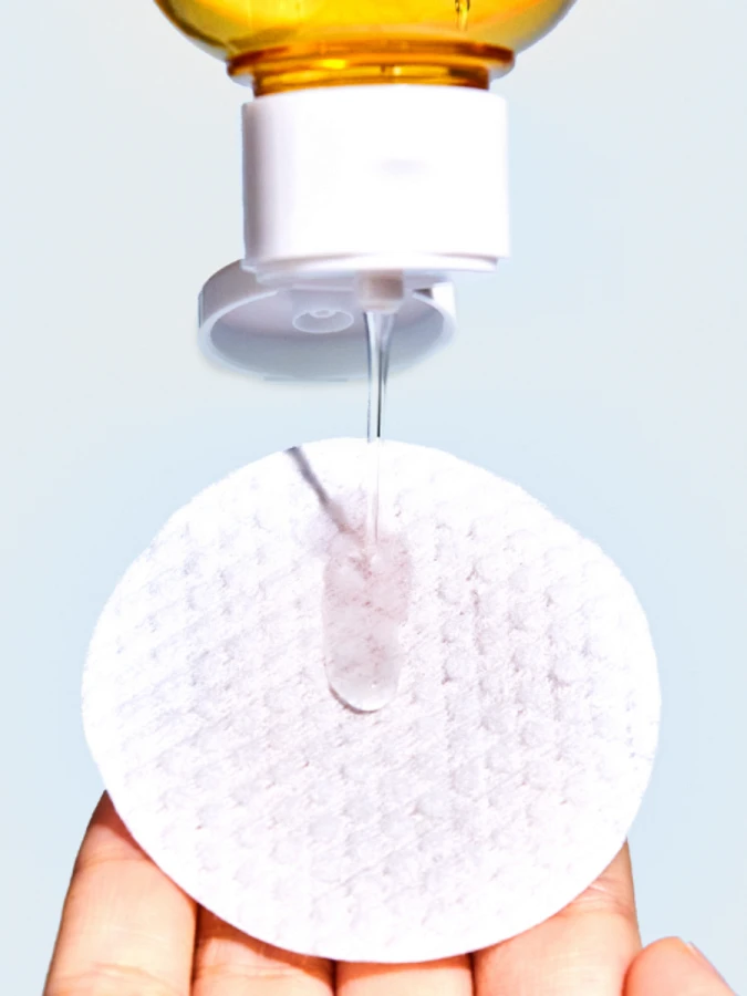 Очищающий тонер на основе гамамелиса и салициловой кислоты Ma:nyo Factory Blackhead & Pore Toner