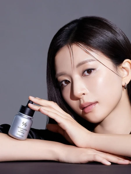 Осветляющая ампульная сыворотка для сияния кожи с глутатионом Dr.Ceuracle Glutathione & NMN Ampoule