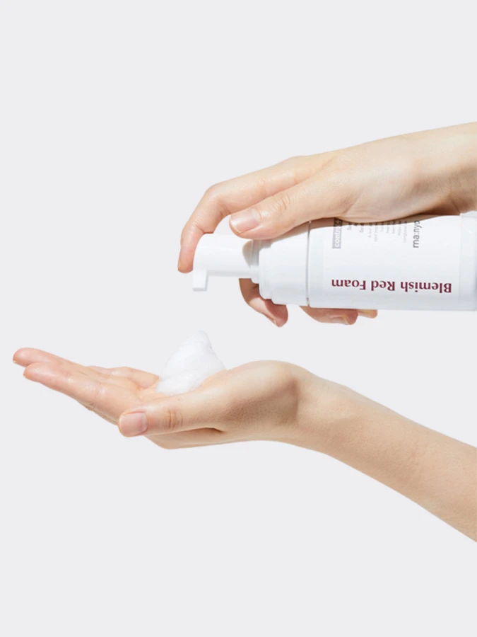 Противовоспалительная пенка для умывания с салициловой кислотой Ma:nyo Factory Blemish Red Foam