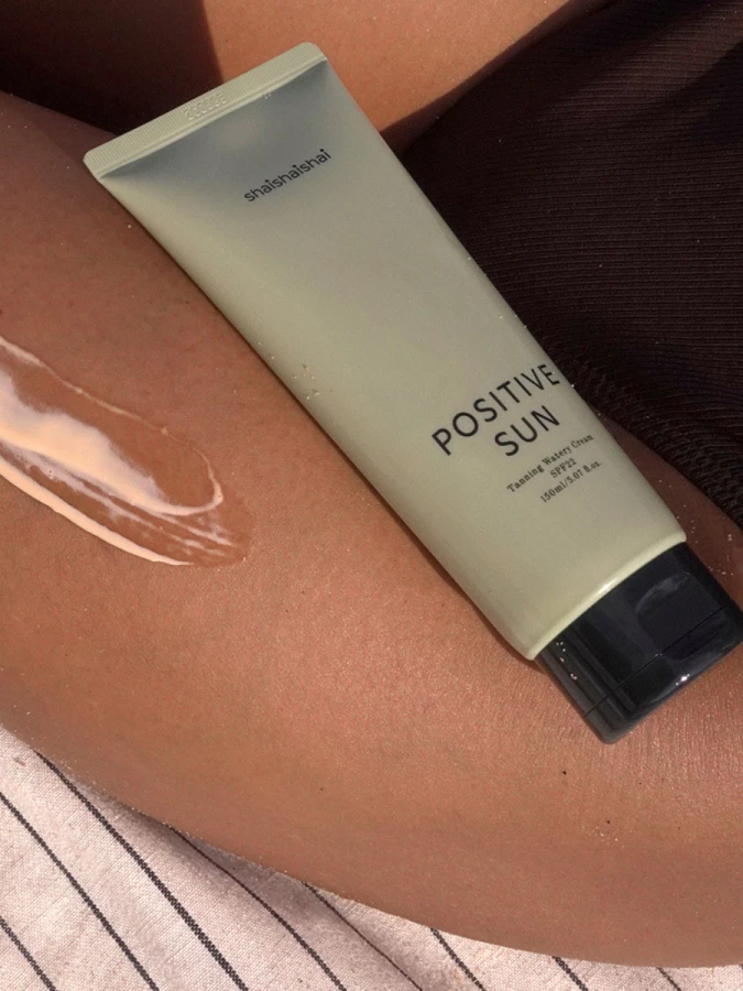 Антиоксидантный солнцезащитный лосьон для лица и тела ShaiShaiShai Positive Sun Tanning Watery Cream SPF22