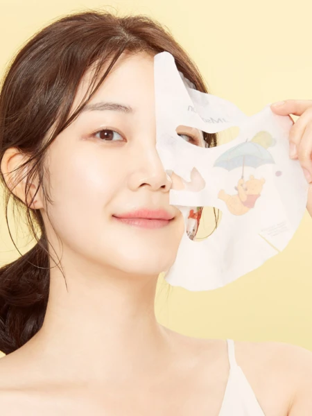 Успокаивающая тканевая маска с экстрактом календулы JMSolution Disney Collection Selfie Barrier Calendula Mask Успокаивающая тканевая маска с экстрактом календулы JMSolution Disney Collection Selfie Barrier Calendula Mask