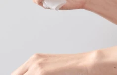 Восстанавливающая тканевая маска с экстрактом граната Innisfree Pomegranate Energy Mask