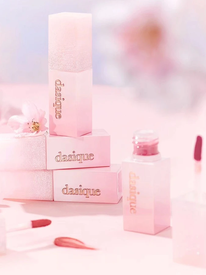 Сияющий тинт для губ Dasique Sakura Juicy Dewy Tint #Berry Mochi