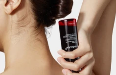 Смываемый спрей-пилинг для тела с комплексом кислот Medicube Red Acne Body Peeling Shot