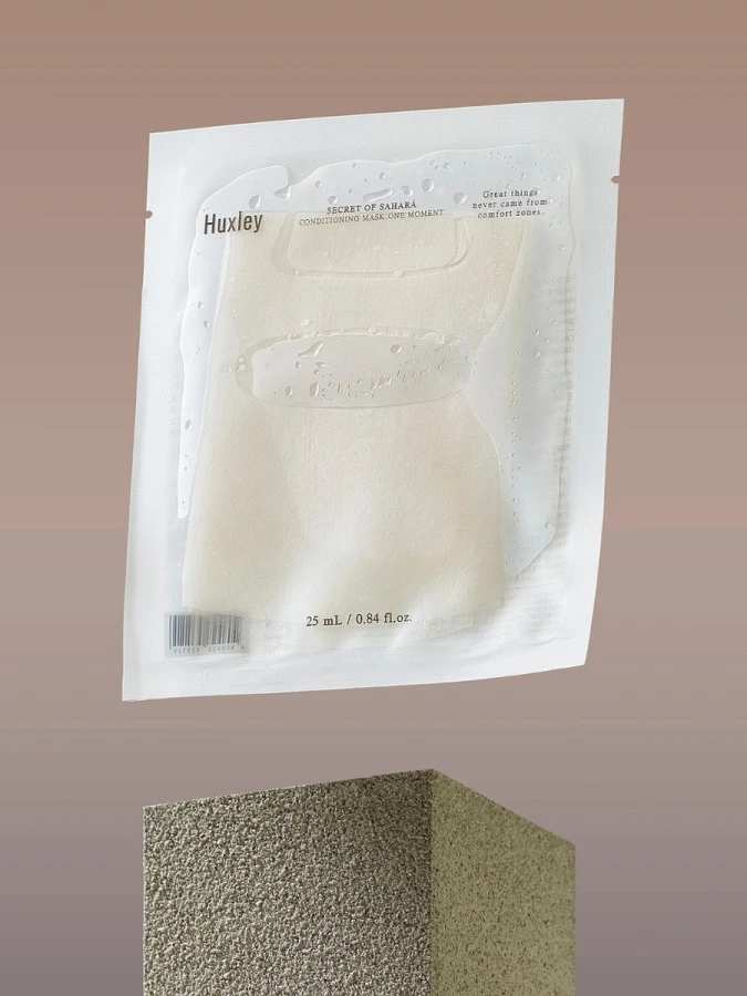 Укрепляющая тканевая маска с растительными экстрактами Huxley Conditioning Mask One Moment