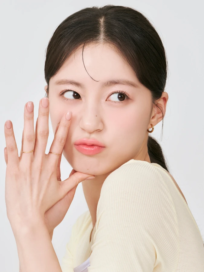 Сочный глянцевый тинт для губ с оттенком мякоти абрикоса rom&nd Juicy Lasting Tint 31 Bare Apricot Сочный глянцевый тинт для губ с оттенком мякоти абрикоса rom&nd Juicy Lasting Tint 31 Bare Apricot