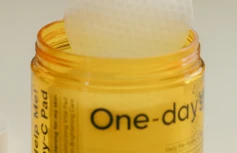 Питательные тонер-пэды с экстрактом мёда и бета-глюканом One-Day's You Help Me Honey-C Pad