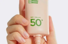 Солнцезащитный крем с тональным эффектом Ma:nyo Factory Foundation-Free Sun Cream SPF50+ PA++++