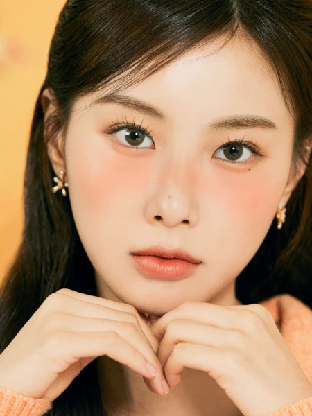 Мультифункциональный стик для макияжа в персиковом оттенке Ma:nyo Factory No Mercy Spell Mood Stick 01 Deaeseo Peach