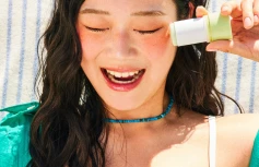 Солнцезащитный стик с маслом таману La’dor Tamanu Oil Sunstick SPF 50+ PA++++