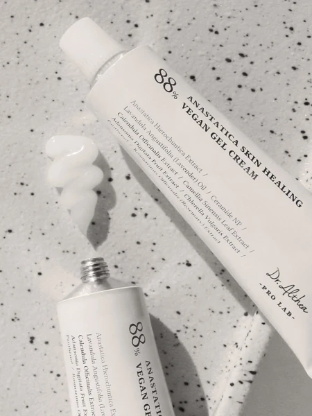 Веганский крем-гель для лица с экстрактом иерихонской розы Dr.Althea Anastatica Skin Healing Vegan Gel Cream Веганский крем-гель для лица с экстрактом иерихонской розы Dr.Althea Anastatica Skin Healing Vegan Gel Cream