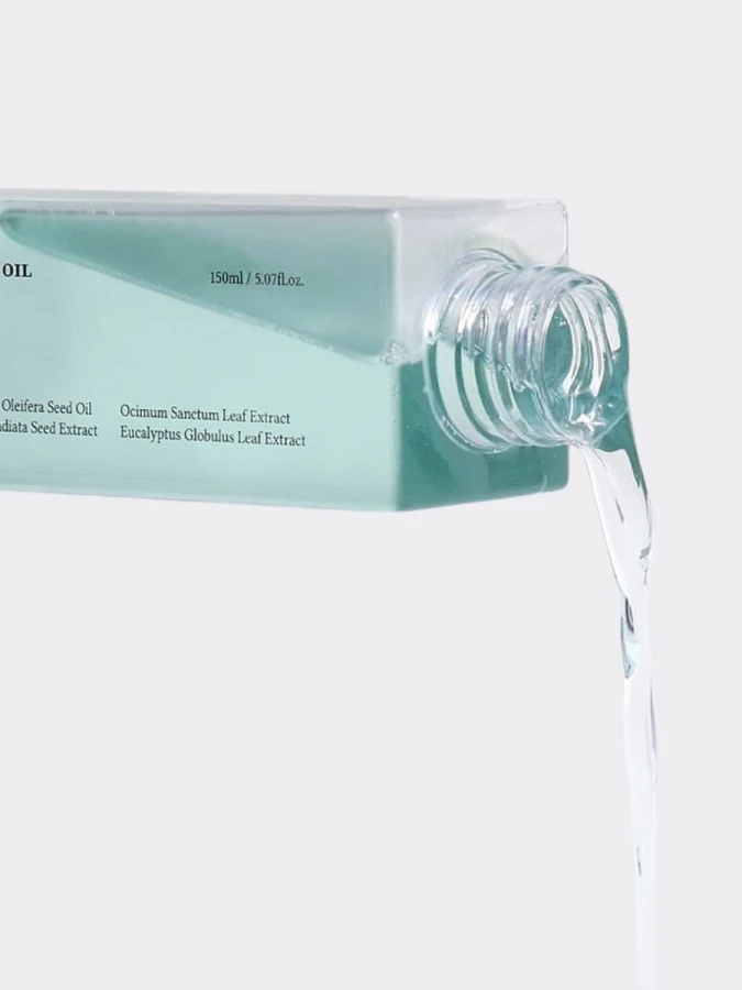 Успокаивающее гидрофильное масло с травяными экстрактами Dr.Althea Gentle Pore Cleansing Oil Успокаивающее гидрофильное масло с травяными экстрактами Dr.Althea Gentle Pore Cleansing Oil