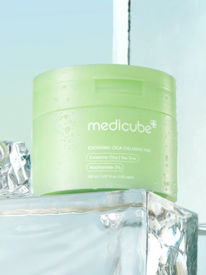 Успокаивающие тонер-диски с экстрактом центеллы и чайного дерева Medicube Exosome Cica Calming Pad