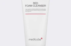 Противовоспалительная пенка для умывания с салициловой кислотой Medicube Red Foam Cleanser