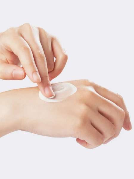 Солнцезащитный крем с комплексом центеллы Some By Mi Truecica Aqua Calming Sun Cream SPF 50+ PA ++++