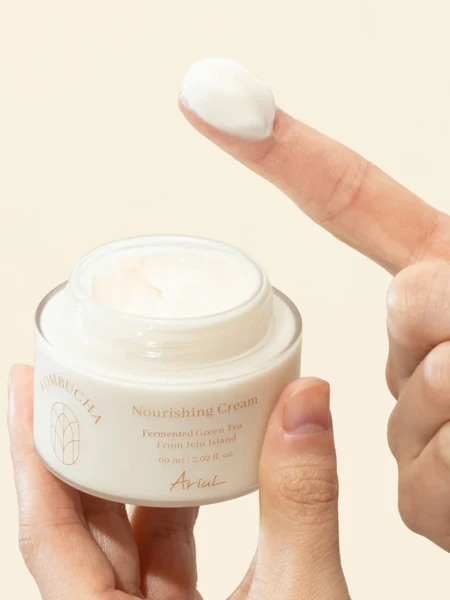 Питательный крем с экстрактом комбучи Ariul Kombucha Nourishing Cream