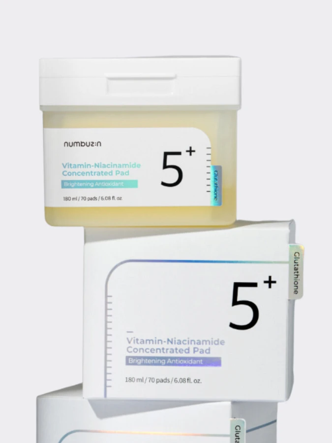 Осветляющие тонер-диски с комплексом витаминов Numbuzin No.5 Vitamin-Niacinamide Concentrated Pad