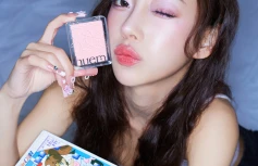 Сияющие румяна в персиковом оттенке Huemi Inner Glow Soft Blush №02 Peach Beam