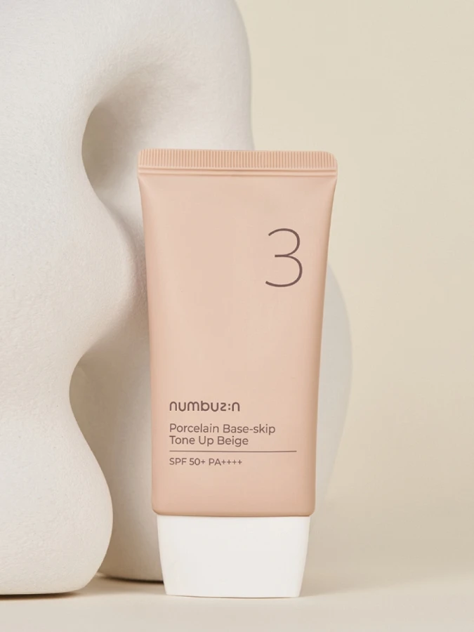 Солнцезащитный крем с тональным эффектом Numbuzin No.3 Porcelain Base-skip Tone Up Beige SPF50+PA++++