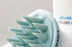 Массажная щётка для головы La’dor Scalp Massager Shampoo Brush