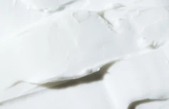 Крем для рук с серой солью Сандаловое дерево SALTRAIN Graysalt Handcream Sandalwood