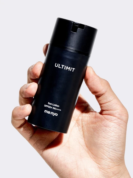 Солнцезащитный лосьон с растительными экстрактами Ma:nyo Factory Ultimit All-In-One Sun Lotion SPF50+ PA++++ Солнцезащитный лосьон с растительными экстрактами Ma:nyo Factory Ultimit All-In-One Sun Lotion SPF50+ PA++++