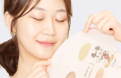 Успокаивающая тканевая маска с экстрактом хауттюйнии JMSolution Disney Collection Selfie Barrier Heartleaf Mask