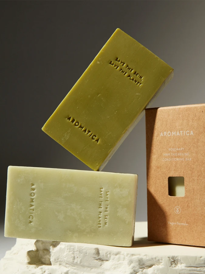 Твердый шампунь с розмарином AROMATICA Rosemary Scalp Scaling Shampoo Bar